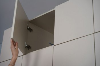 Шкаф 1200 мм Пальма с антресолью, Сатин (ДСВ) в Богдановиче - bogdanovich.mebel-e96.ru