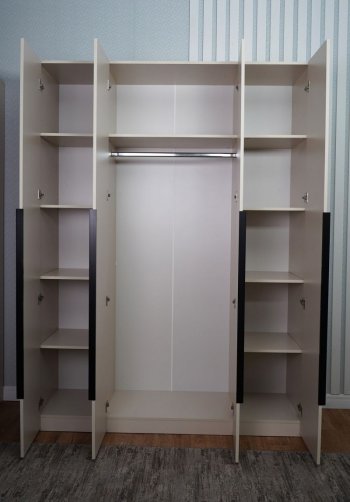 Шкаф 1600 мм Пальма, Сатин (ДСВ) в Богдановиче - bogdanovich.mebel-e96.ru