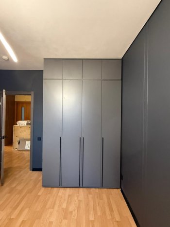 Шкаф 1600 мм 4-х створчатый Норд с антресолью графит (Миф) в Богдановиче - bogdanovich.mebel-e96.ru